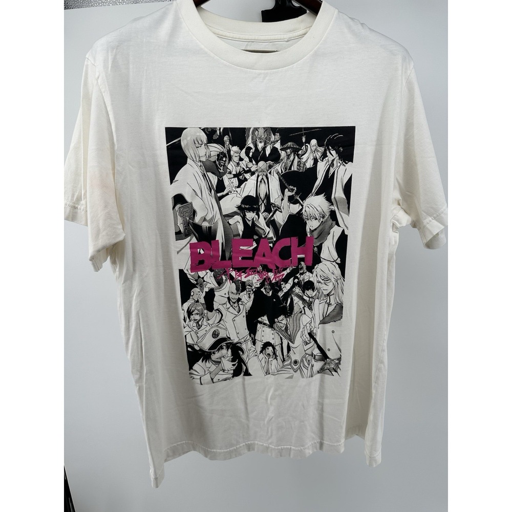 Bleach Uniqlo Unisex Size XL White UT Archive